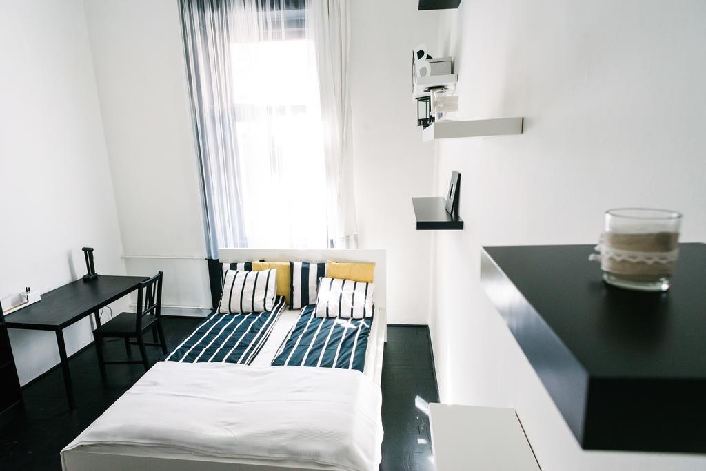 d.Five Stylish Apartment on Váci Street Budapeste Exterior foto